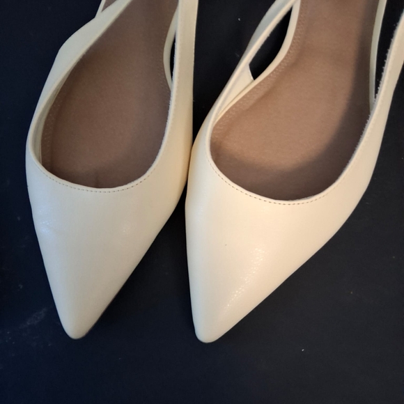 ASOS Cream Pointed Slingback Flats - Picture 5 of 8